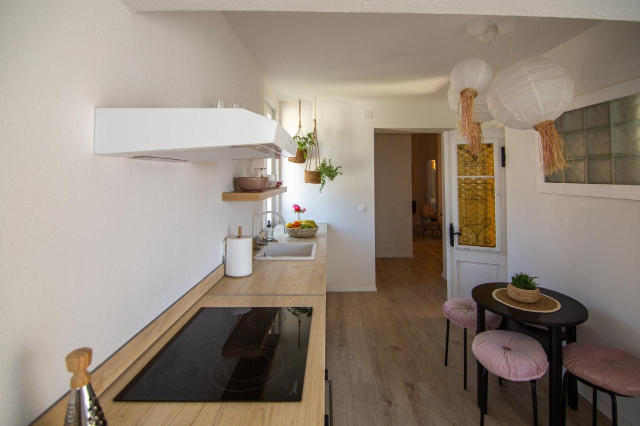Apartments Mali Raj Komiza Ngoại thất bức ảnh